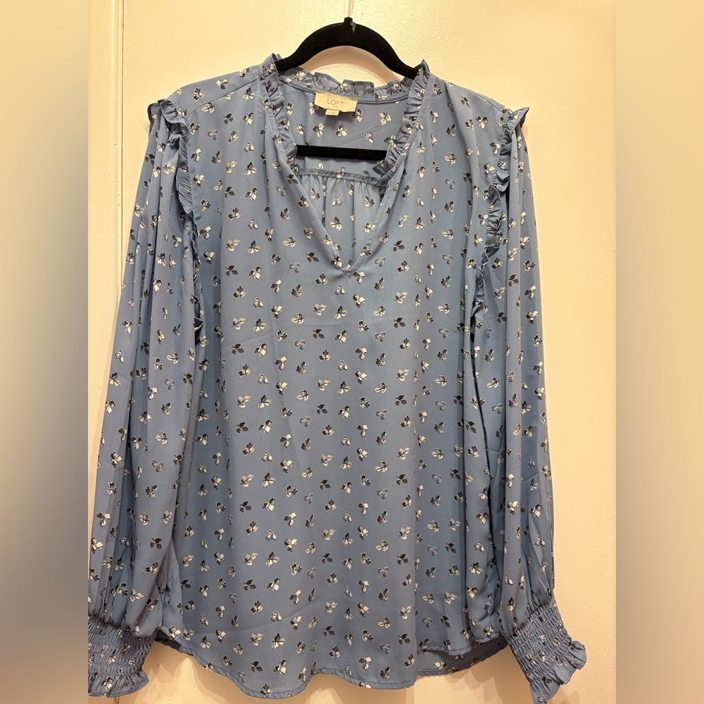 LOFT Women's Blue Floral Blouse